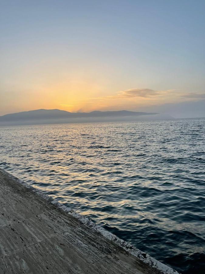 Sunset House Aurora&Ersi Lägenhet Bashkia e Orikumit Exteriör bild